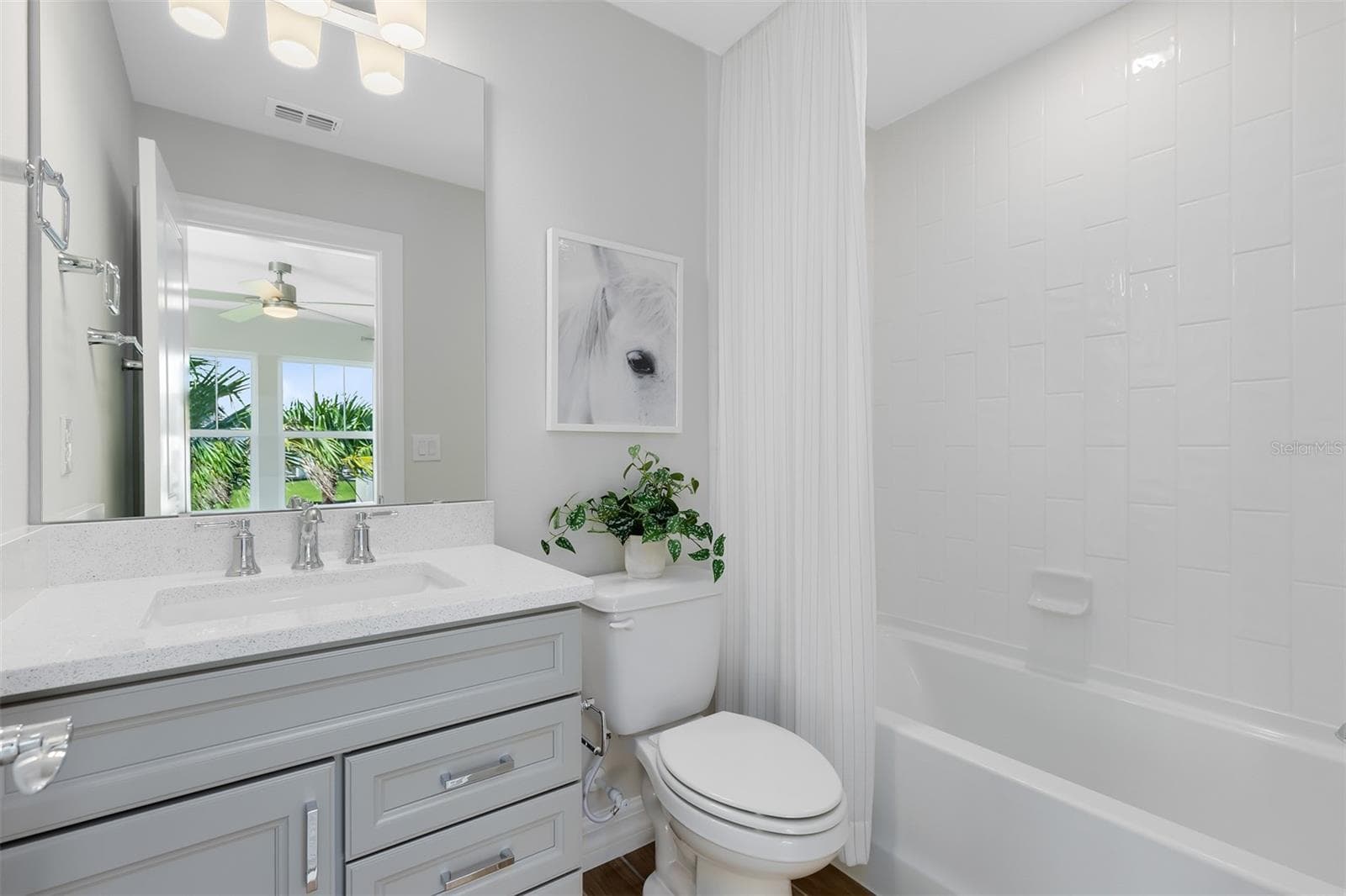 Model Home Design Only. Pictures and furnishings are for illustrative purposes only. Elevations, colors and options may vary. Furniture is for model home staging only. - 5249 HANDSOME HILLS DRIVE, MOUNT DORA