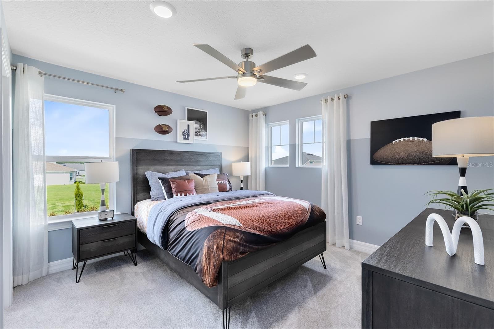 Model Home Design Only. Pictures and furnishings are for illustrative purposes only. Elevations, colors and options may vary. Furniture is for model home staging only. - 5249 HANDSOME HILLS DRIVE, MOUNT DORA