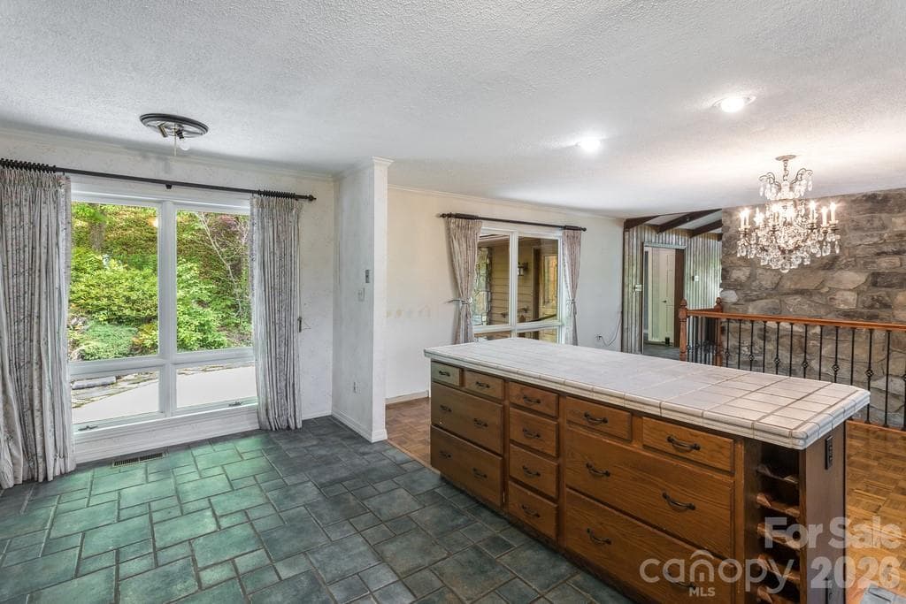 Single Family Residence at 1126 Scenic Circle, Waynesville, photo 12 of 40