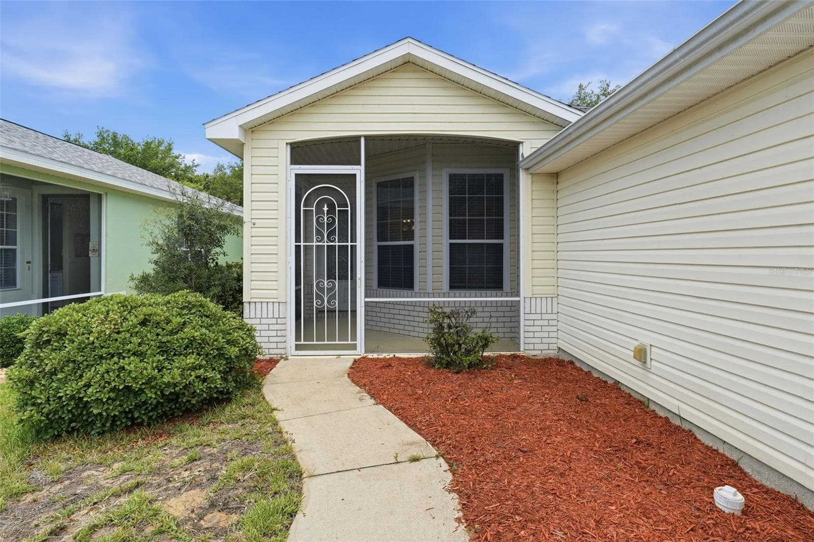 Front - 4962 RAINBOW TROUT RD, TAVARES