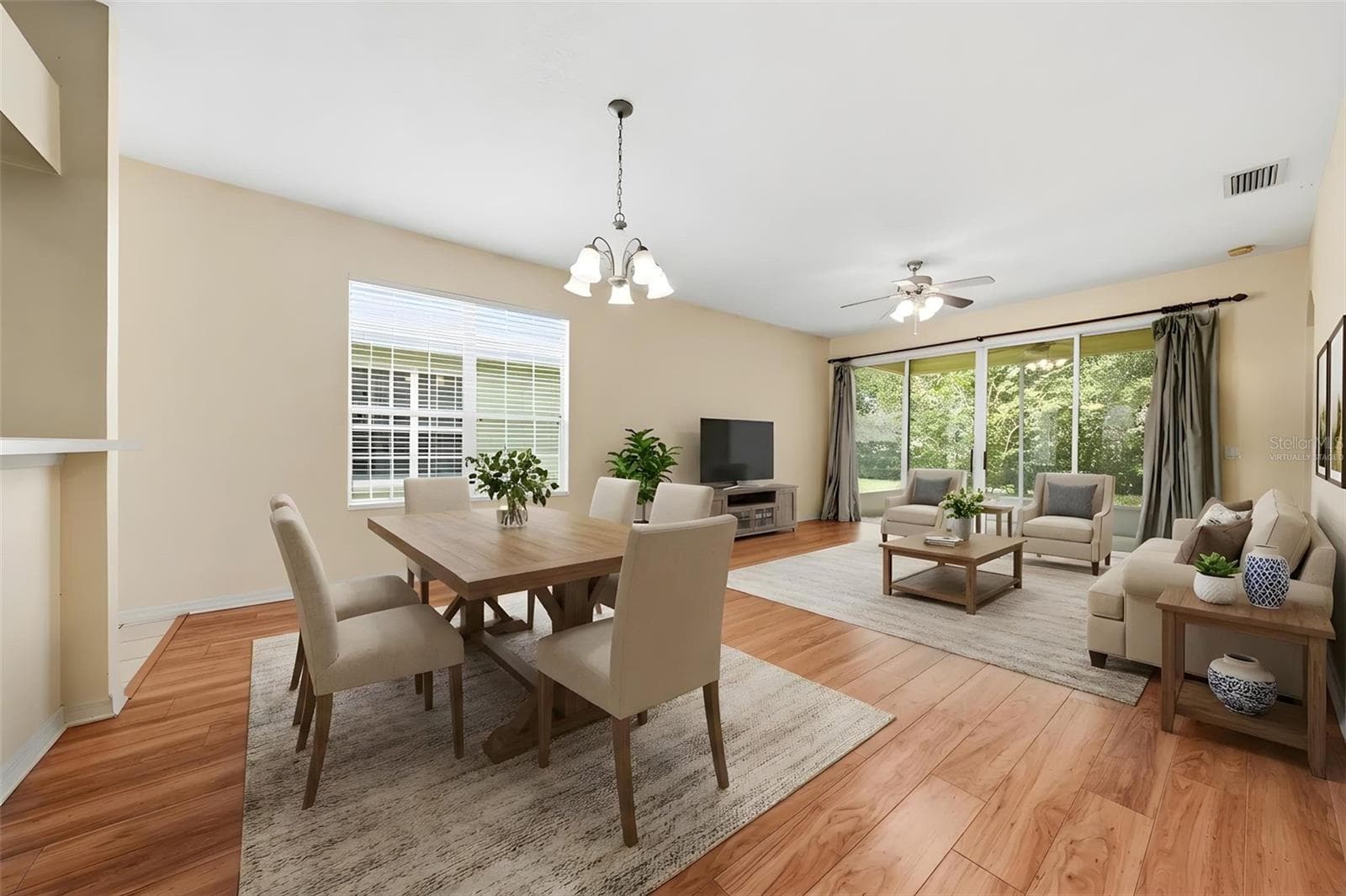 Living Room *Virtually Staged - 4962 RAINBOW TROUT RD, TAVARES