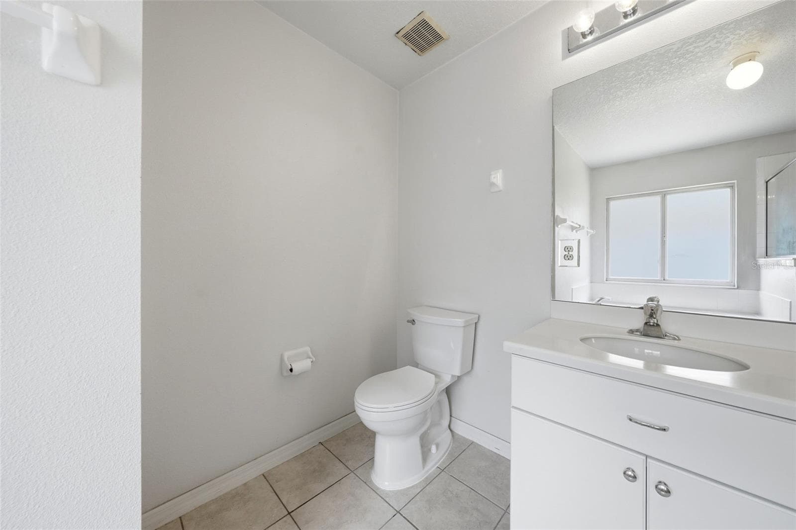 Primary Bathroom - 4962 RAINBOW TROUT RD, TAVARES