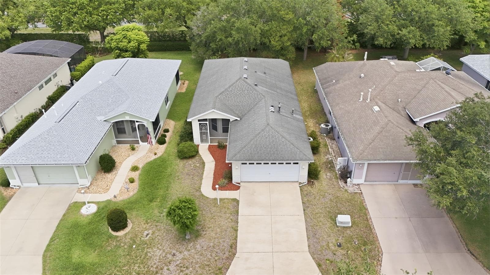 Front of Home - 4962 RAINBOW TROUT RD, TAVARES