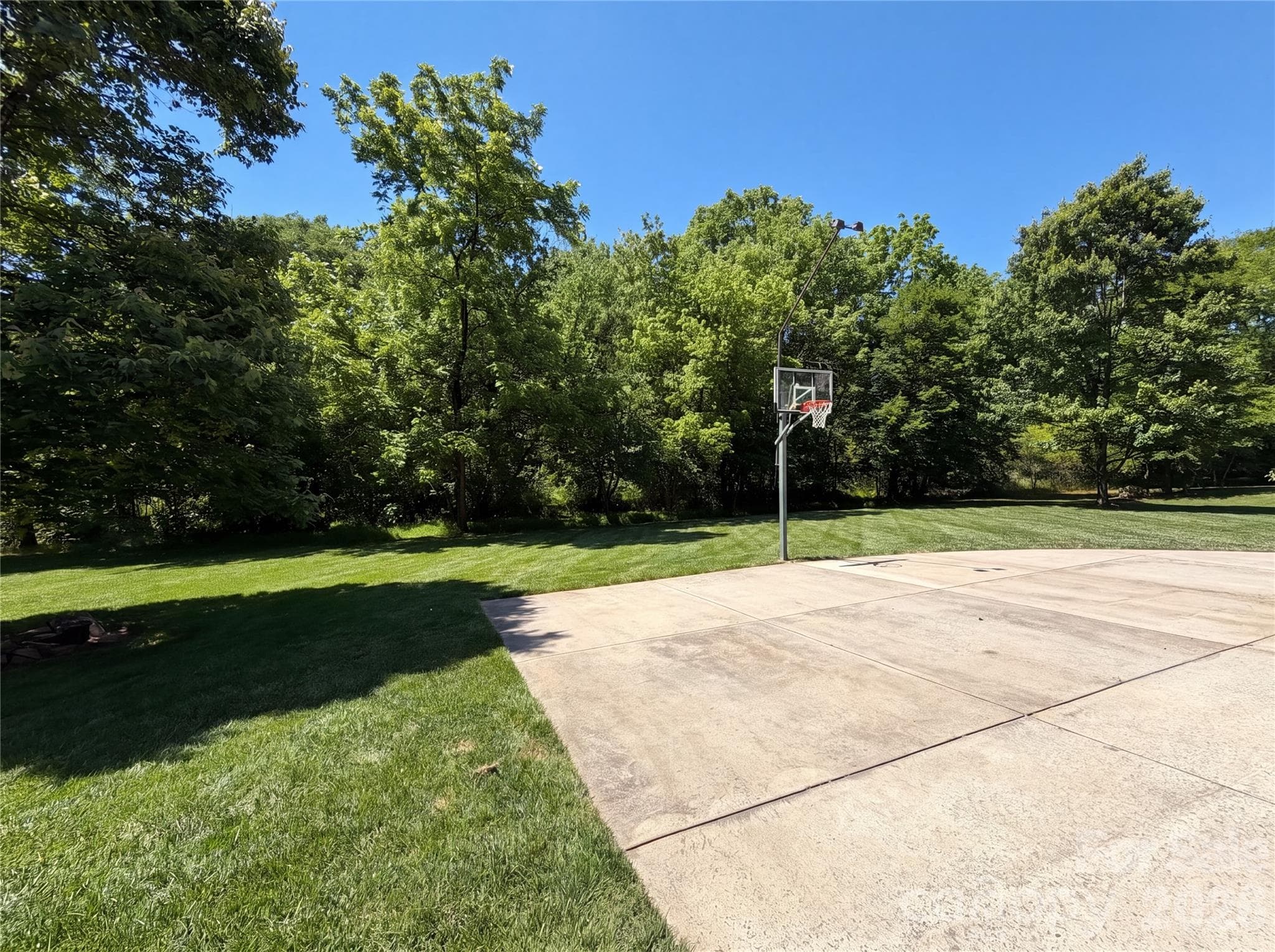 Single Family Residence at 15130 Stonegreen Lane, Huntersville, photo 18 of 19