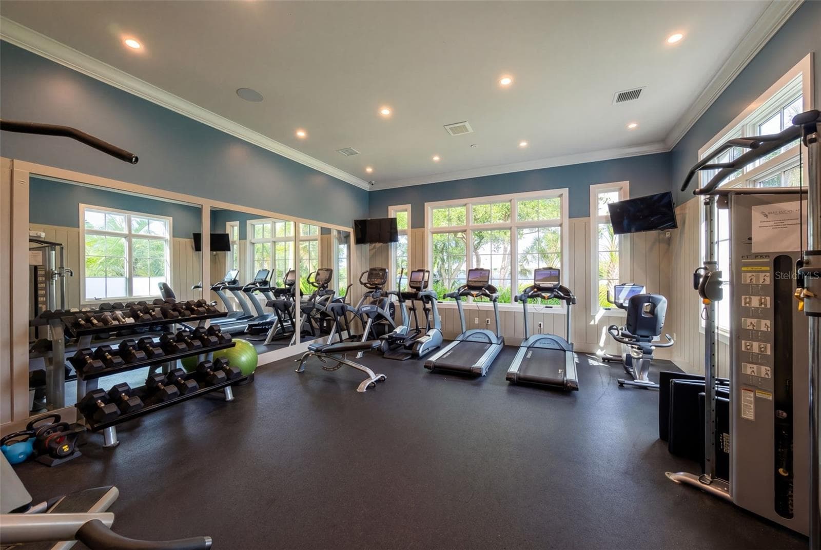 The clubhouse has a fully equipped gym. - 11721 RIVE ISLE RUN, PARRISH