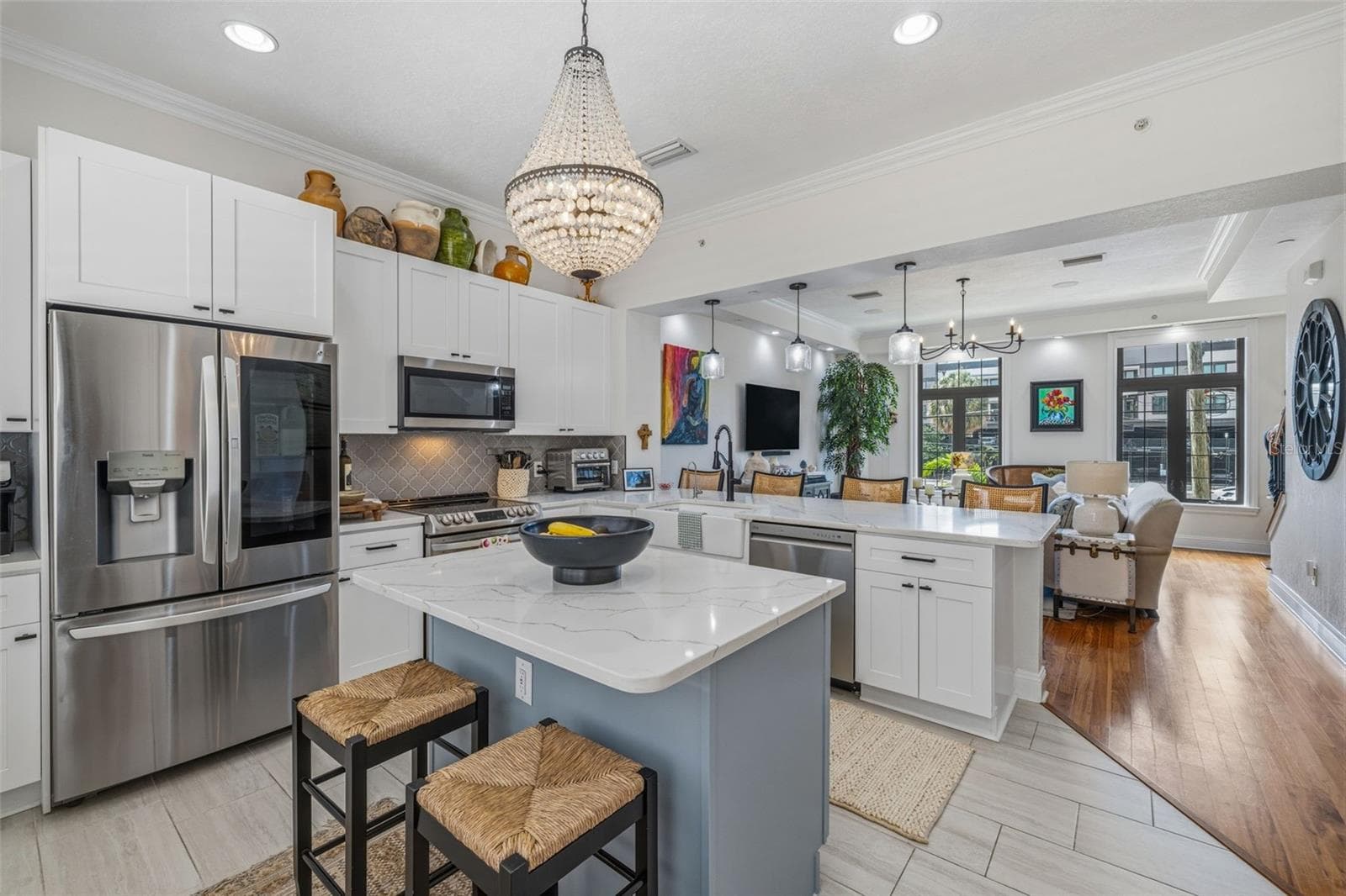 Townhouse at 2234 SOHO BAY CT, TAMPA, photo 8 of 40