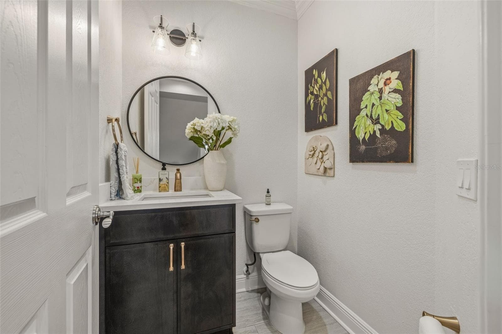 Townhouse at 2234 SOHO BAY CT, TAMPA, photo 11 of 40