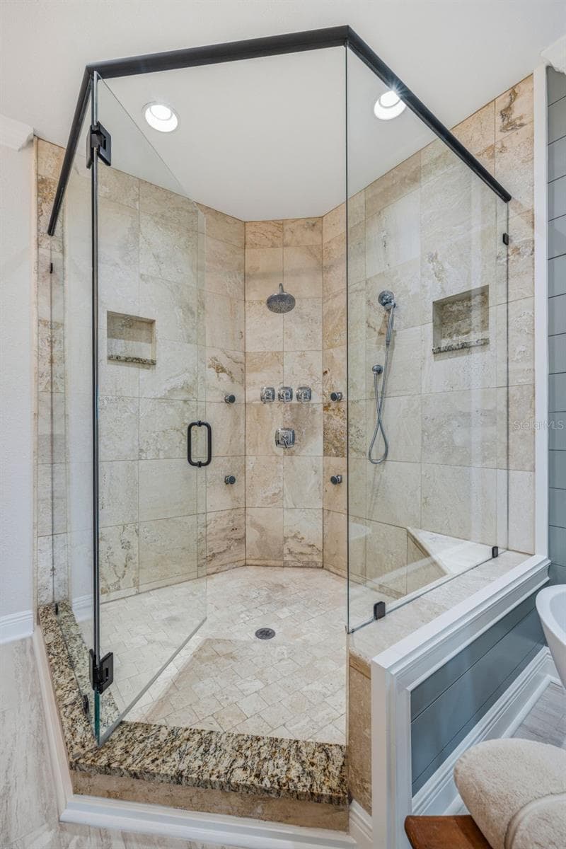 Townhouse at 2234 SOHO BAY CT, TAMPA, photo 26 of 40