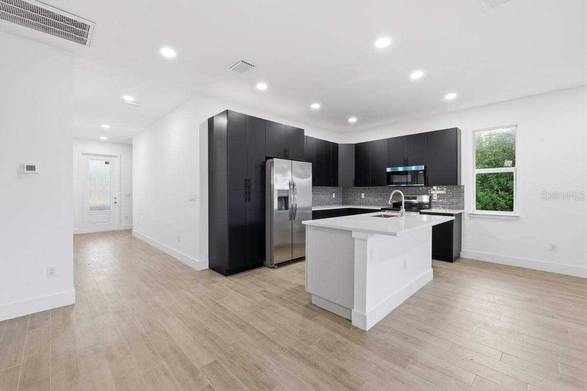 Single Family Residence at 500 SUNSET RD N, ROTONDA WEST, photo 6 of 24
