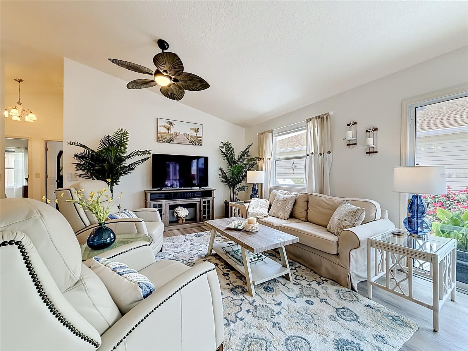 Villa at 1648 ABASCO CT, THE VILLAGES, photo 13 of 35
