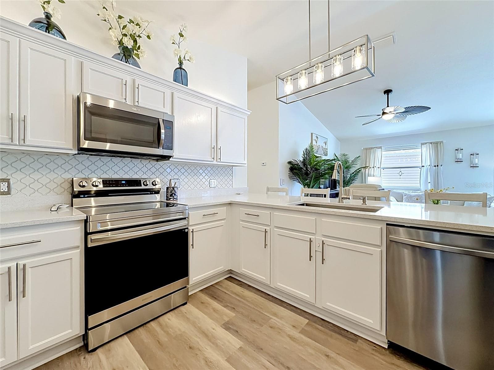 Villa at 1648 ABASCO CT, THE VILLAGES, photo 16 of 35
