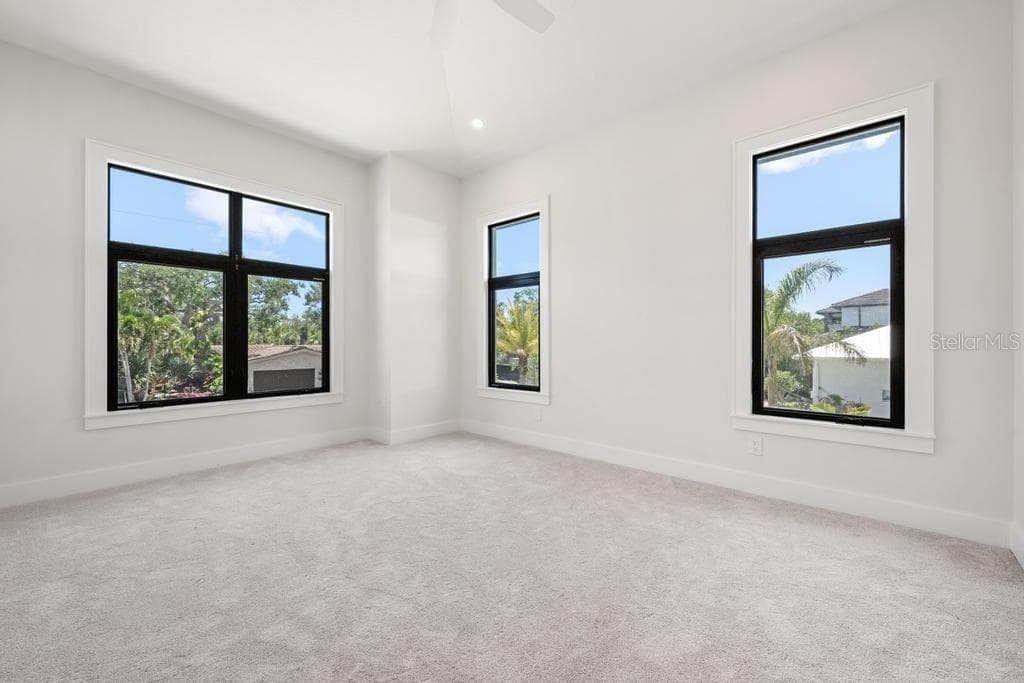 Single Family Residence at 527 VENICE LN, SARASOTA, photo 37 of 100