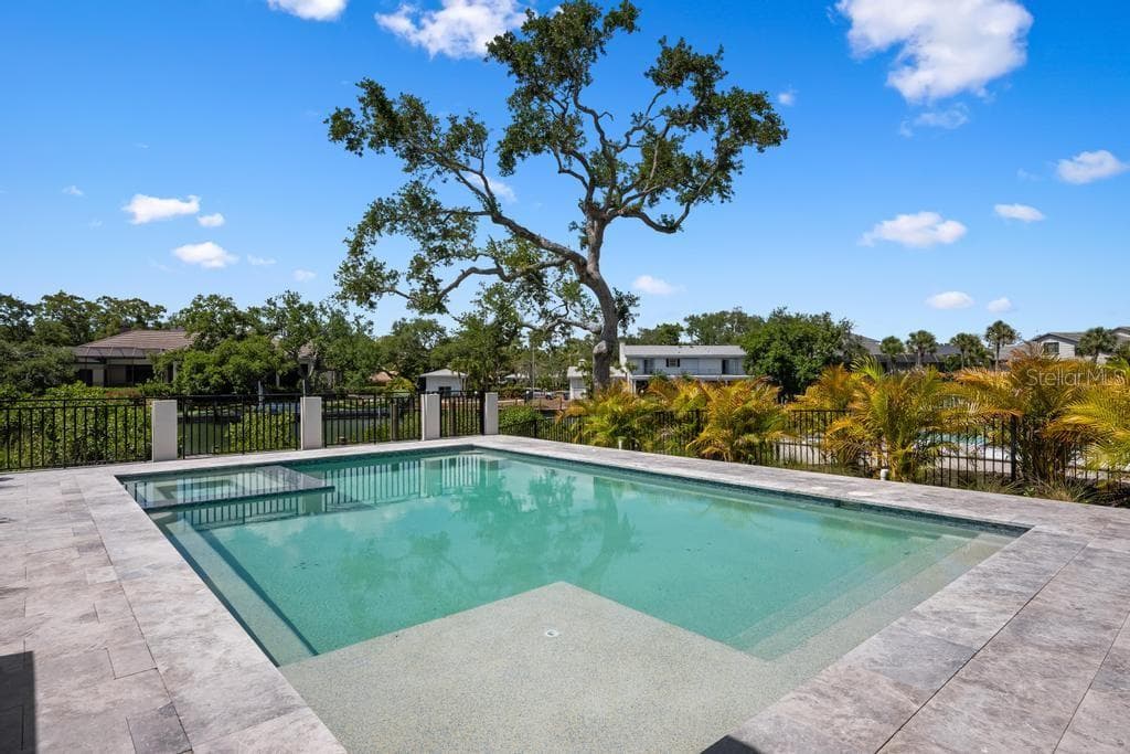 Single Family Residence at 527 VENICE LN, SARASOTA, photo 90 of 100