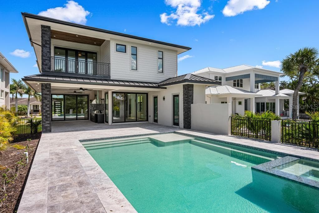 Single Family Residence at 527 VENICE LN, SARASOTA, photo 95 of 100