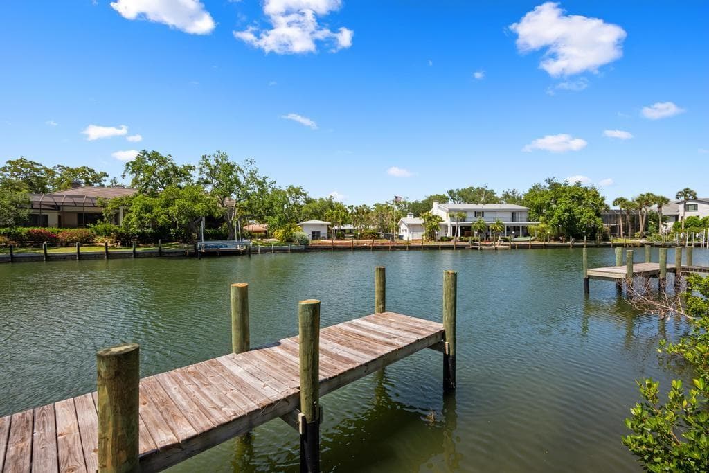 Single Family Residence at 527 VENICE LN, SARASOTA, photo 99 of 100