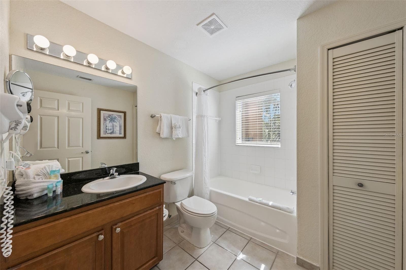 Second full bathroom - 8112 POINCIANA BLVD #1202, ORLANDO