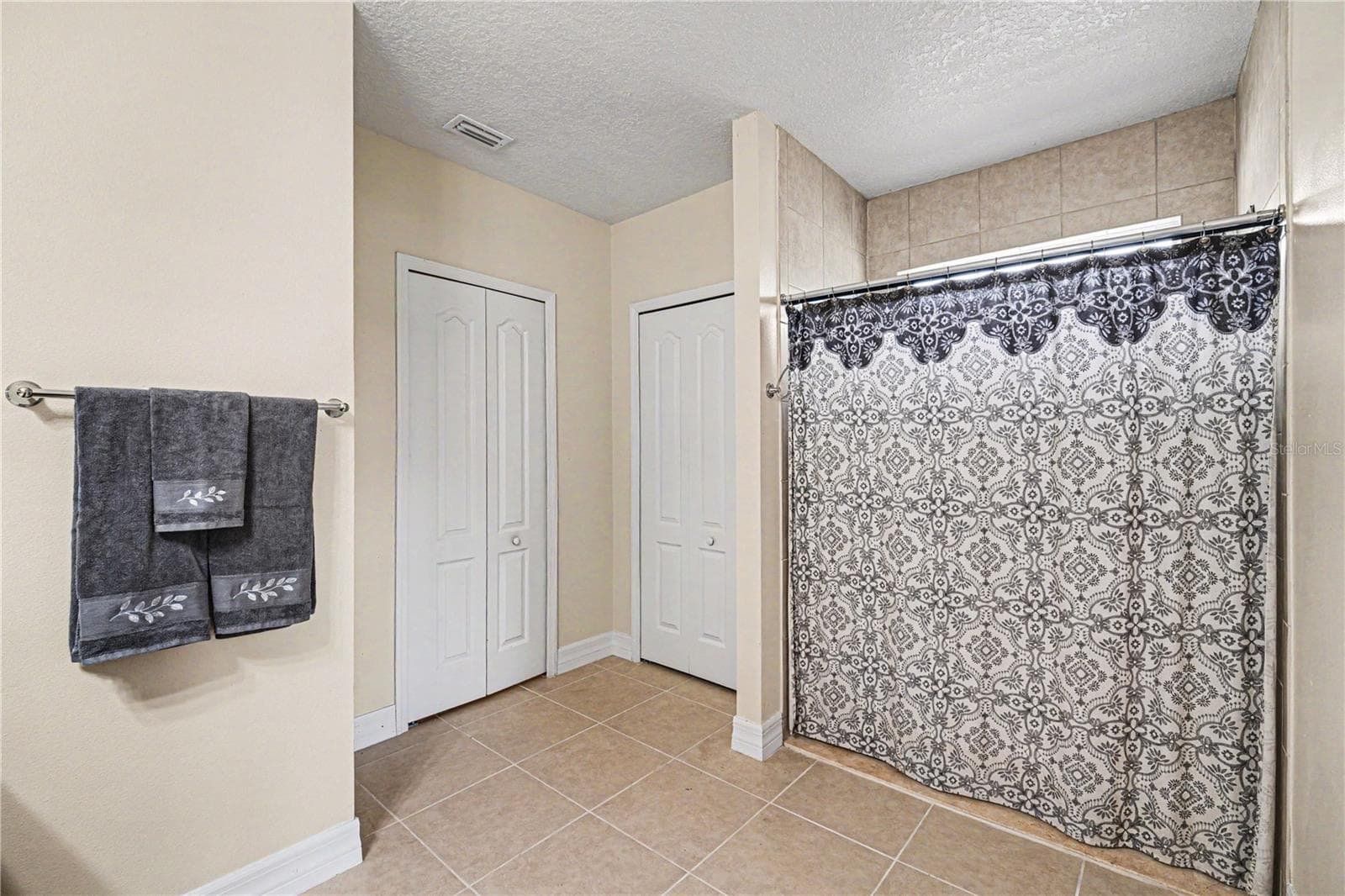 Single Family Residence at 1025 MORGAN CIR NE, PALM BAY, photo 22 of 40