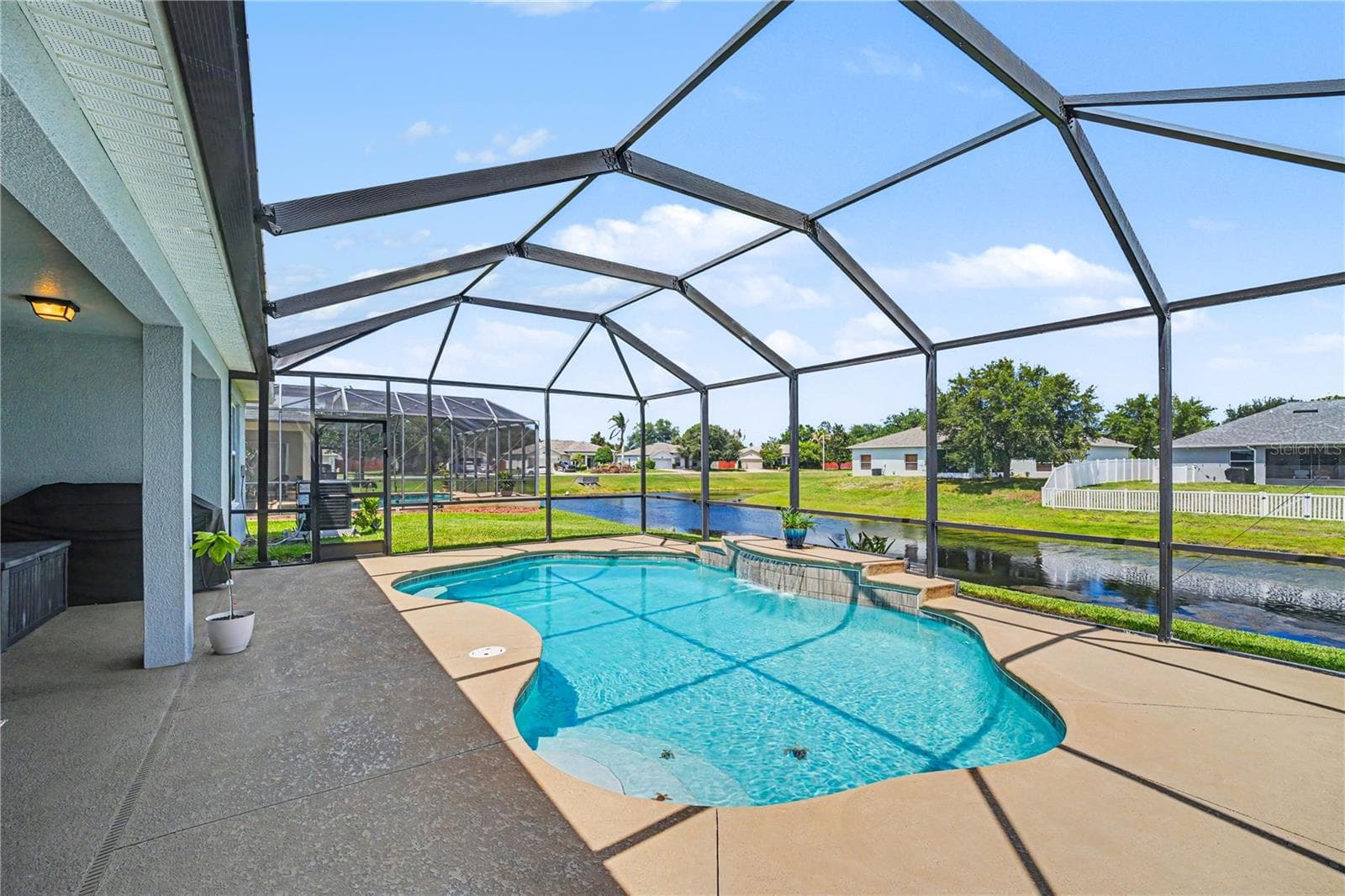 Salt Water Pool! - 1025 MORGAN CIR NE, PALM BAY