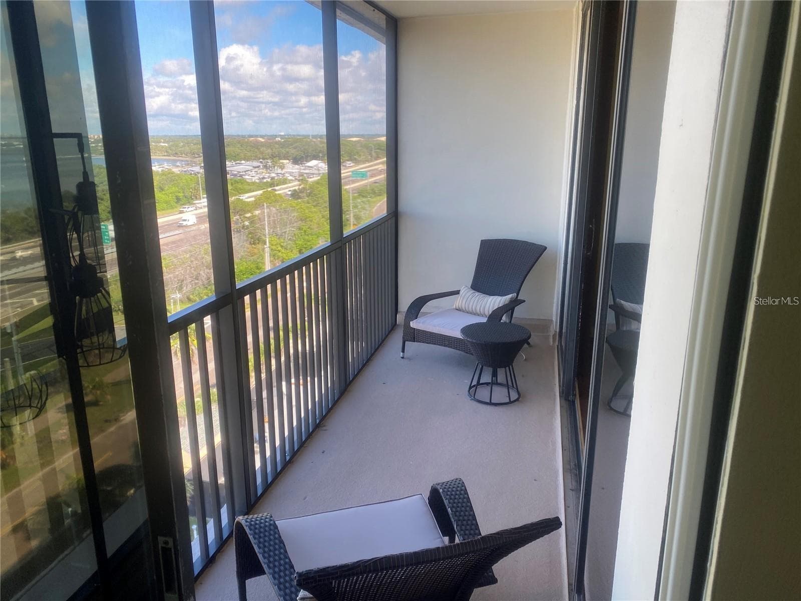 Condominium at 7100 SUNSHINE SKYWAY LN S #906, ST PETERSBURG, photo 13 of 33