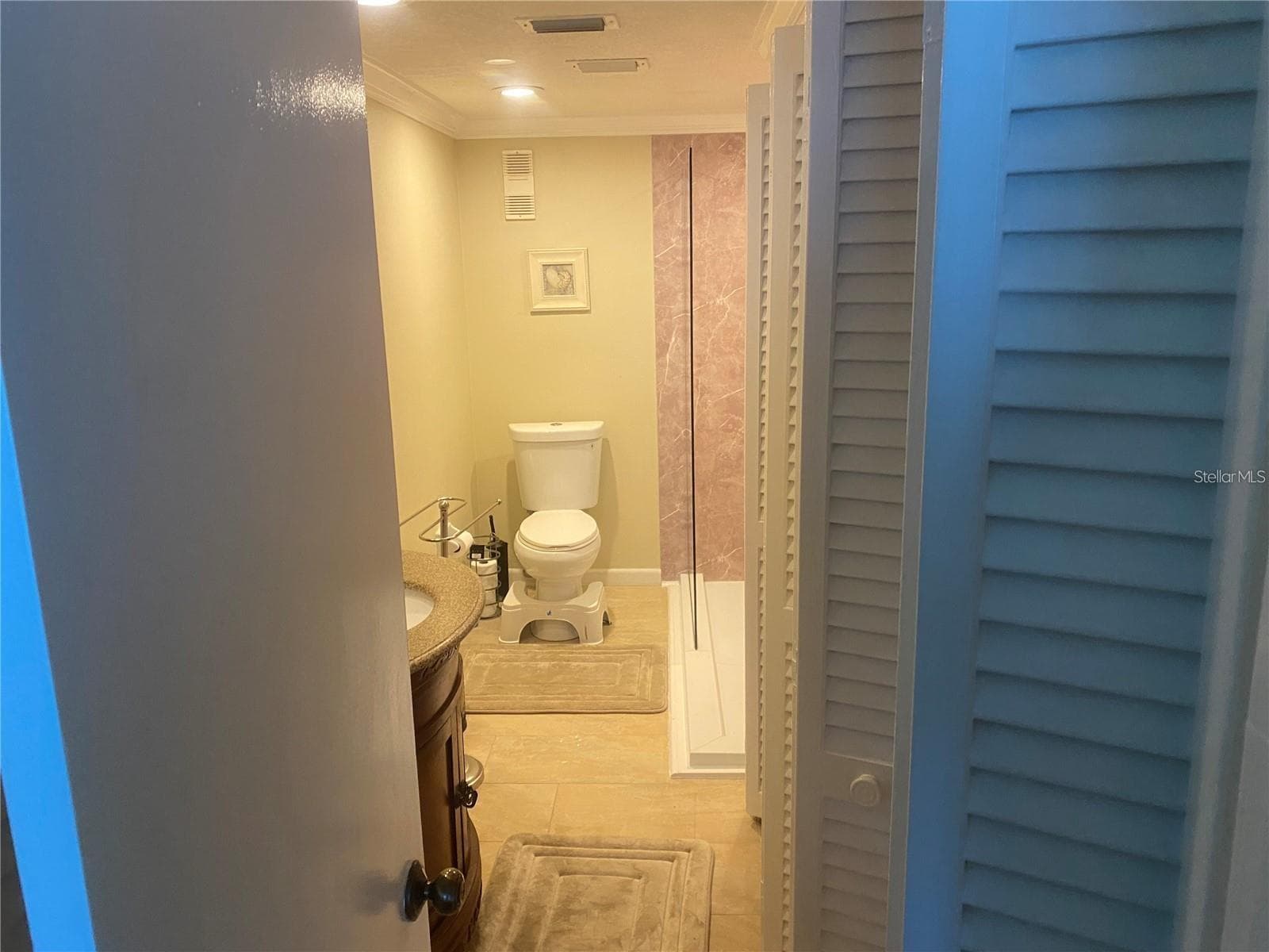 Condominium at 7100 SUNSHINE SKYWAY LN S #906, ST PETERSBURG, photo 22 of 33