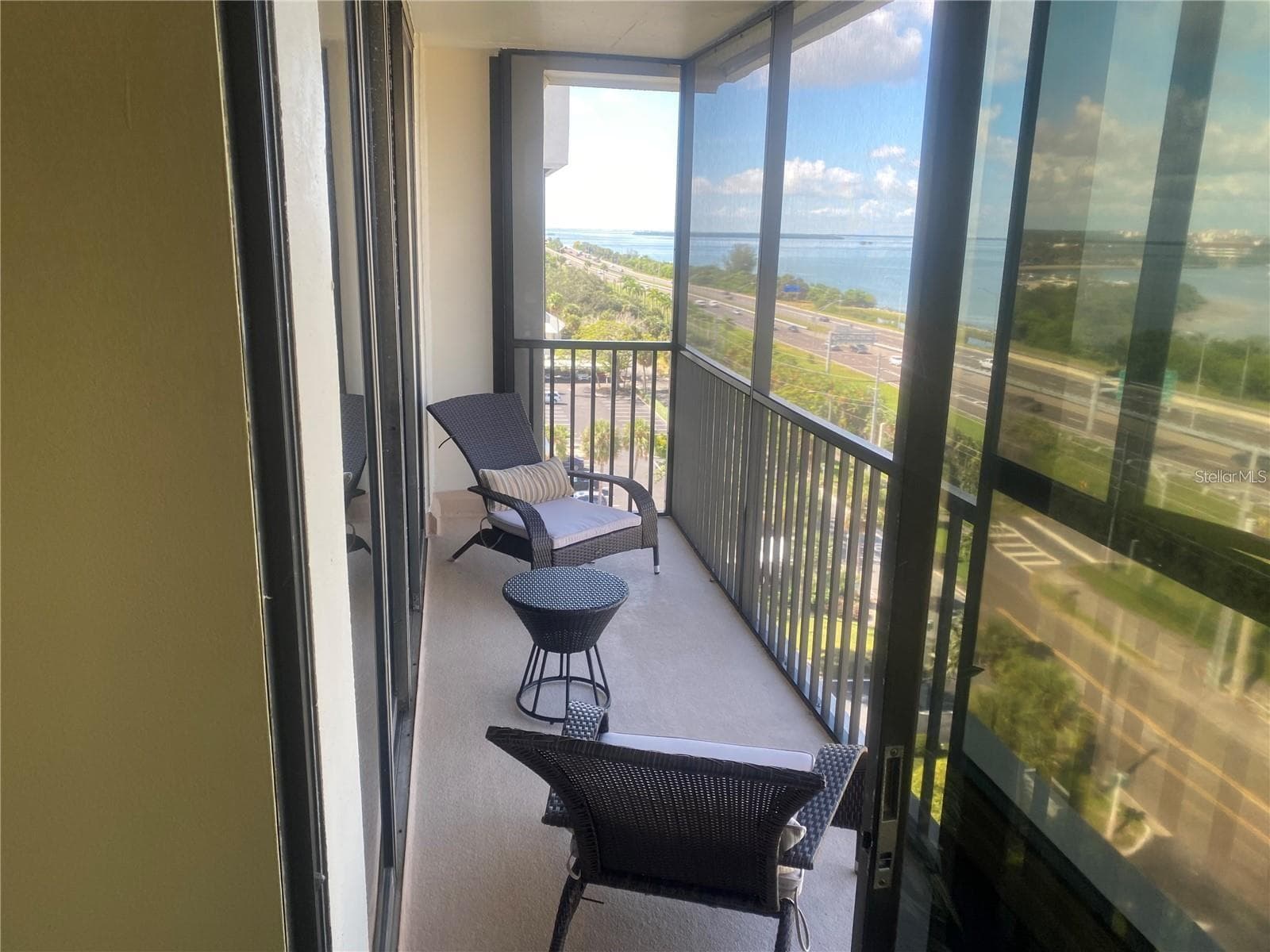 Condominium at 7100 SUNSHINE SKYWAY LN S #906, ST PETERSBURG, photo 23 of 33