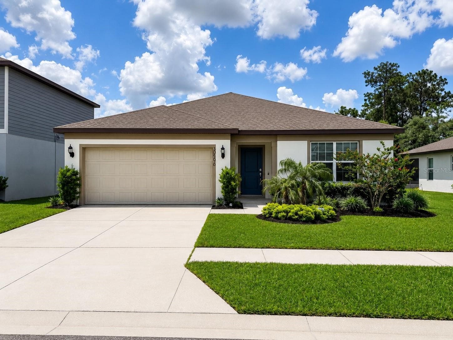 30596 THUNDERBIRD DR