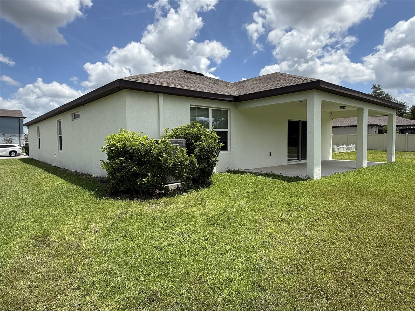 Single Family Residence at 30596 THUNDERBIRD DR, WESLEY CHAPEL, photo 9 of 48