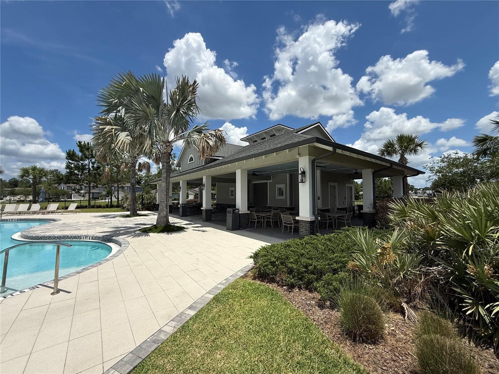 Single Family Residence at 30596 THUNDERBIRD DR, WESLEY CHAPEL, photo 25 of 48