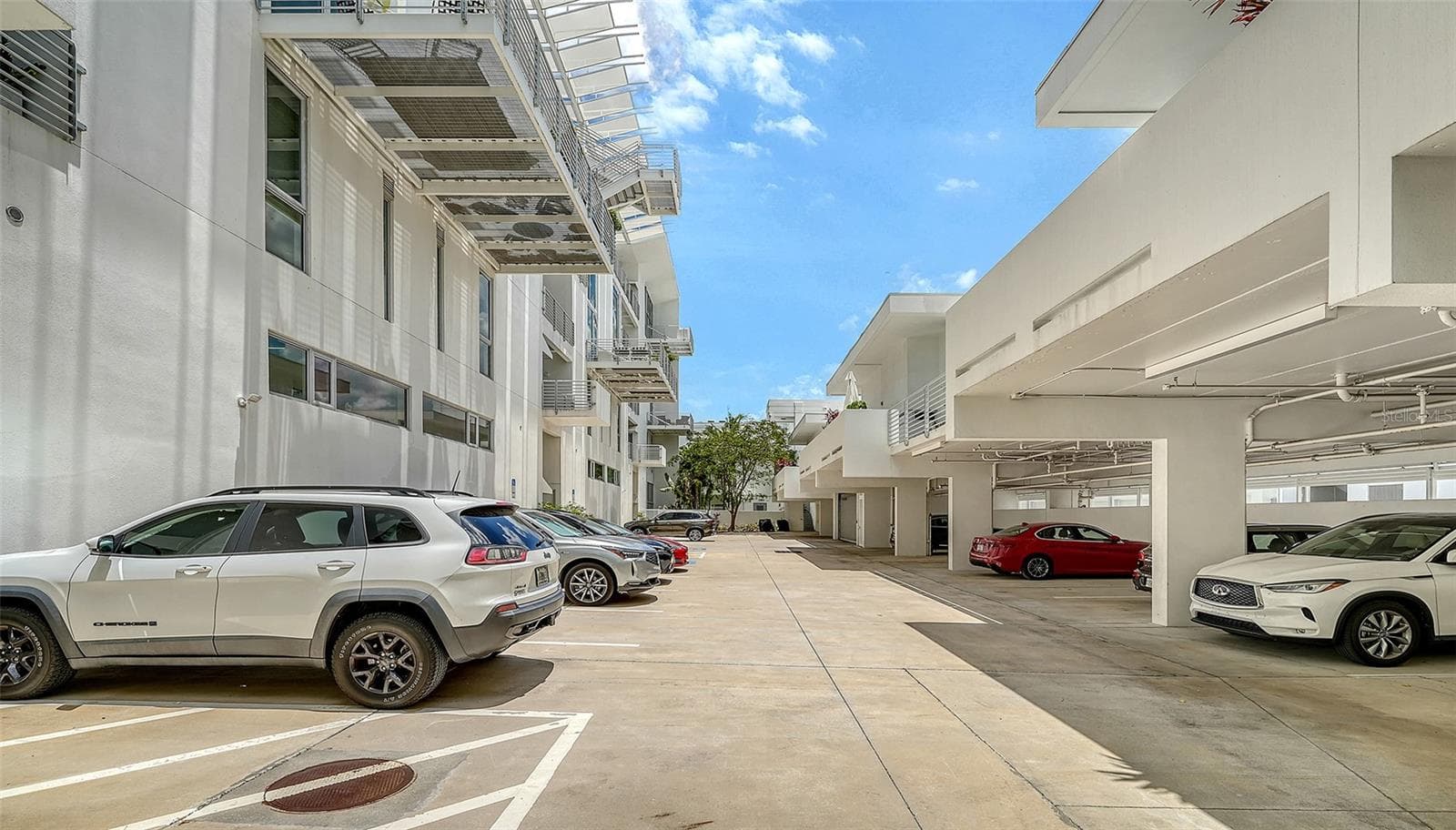 Spacious gated courtyard with secure entry off 4th Way - 1350 5TH STREET #106, SARASOTA