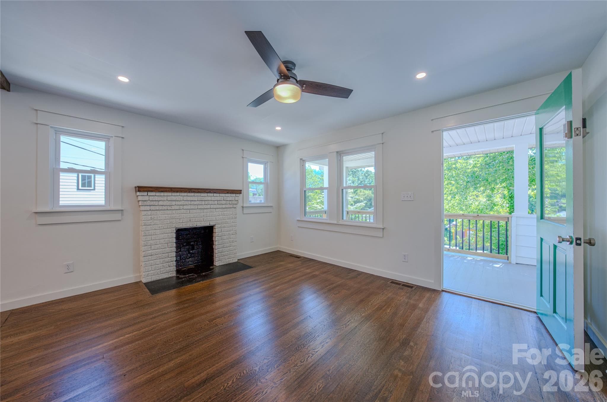LIVING ROOM - Asheville