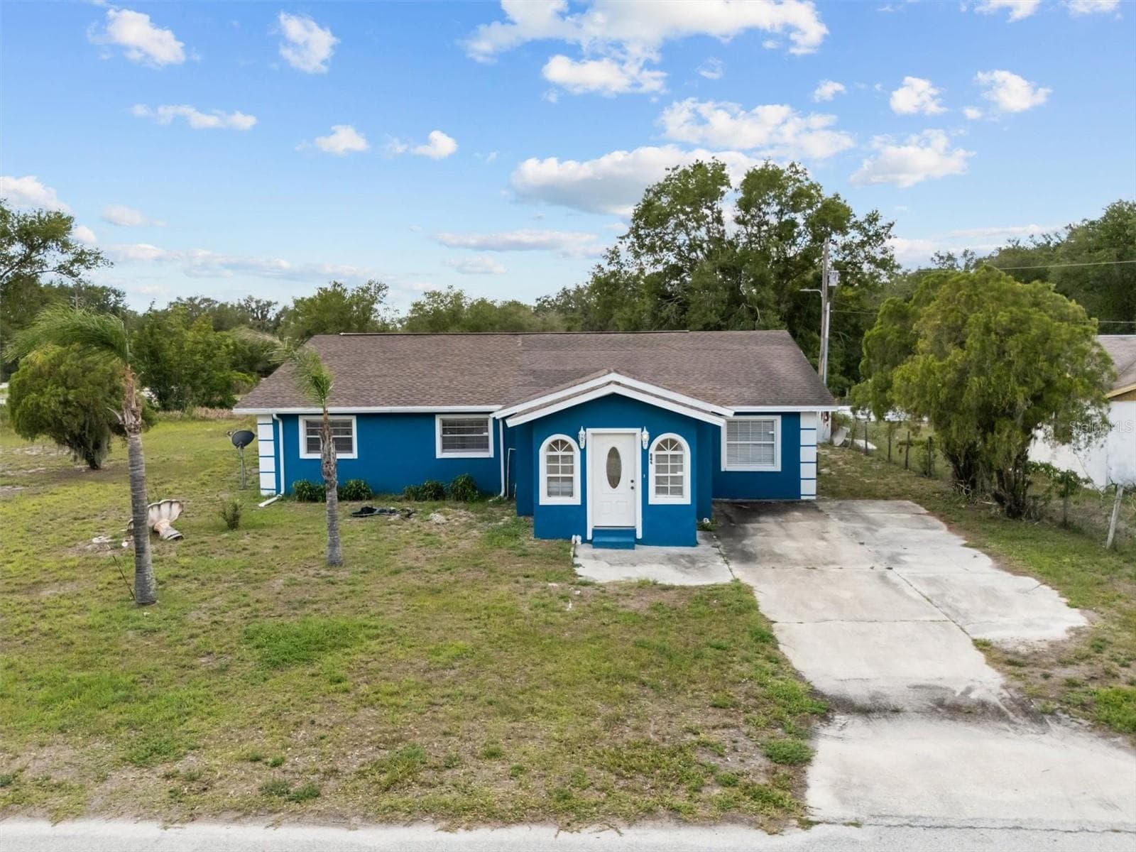 Welcome to your new home - 844 CHAMBERLAIN BLVD, WAUCHULA