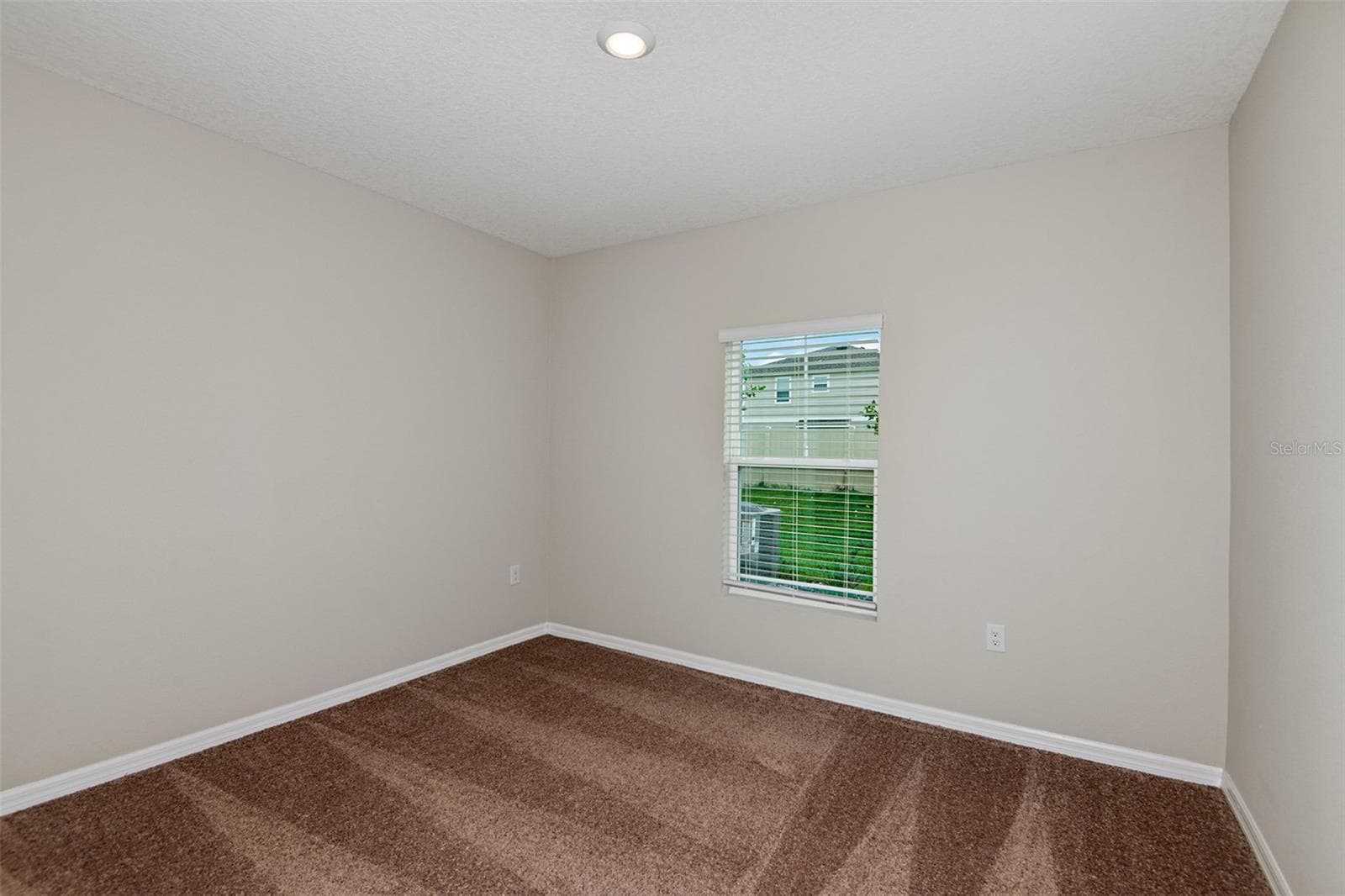 Single Family Residence at 31670 BARONNE ST, WESLEY CHAPEL, photo 19 of 27