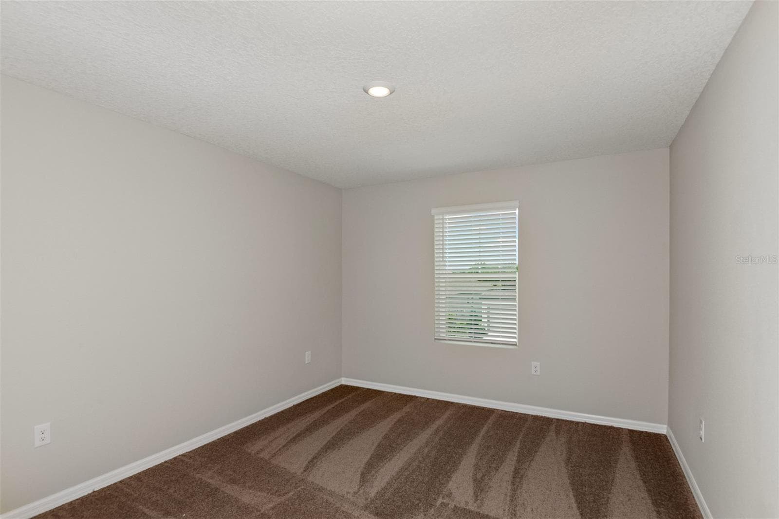 Single Family Residence at 31670 BARONNE ST, WESLEY CHAPEL, photo 23 of 27