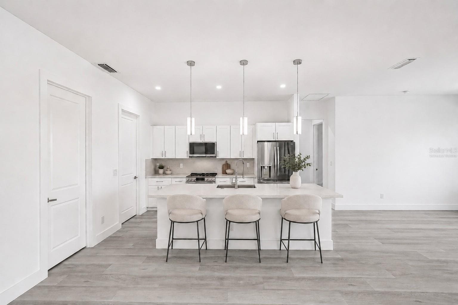 Virtually Staged - 17315 CAPE HORN BLVD, PUNTA GORDA
