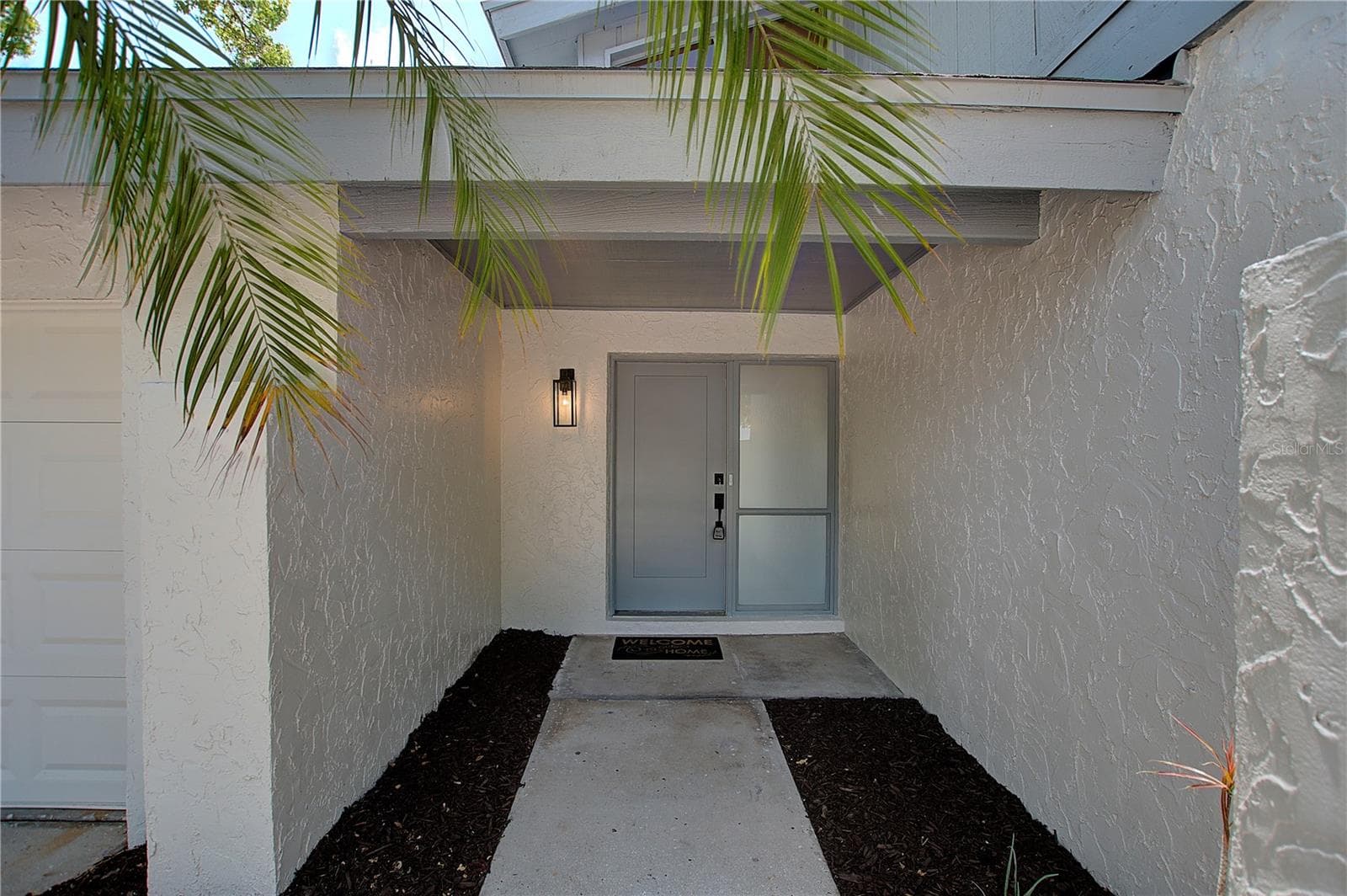 Entry - 3906 BLOOMING HILL LN, PALM HARBOR