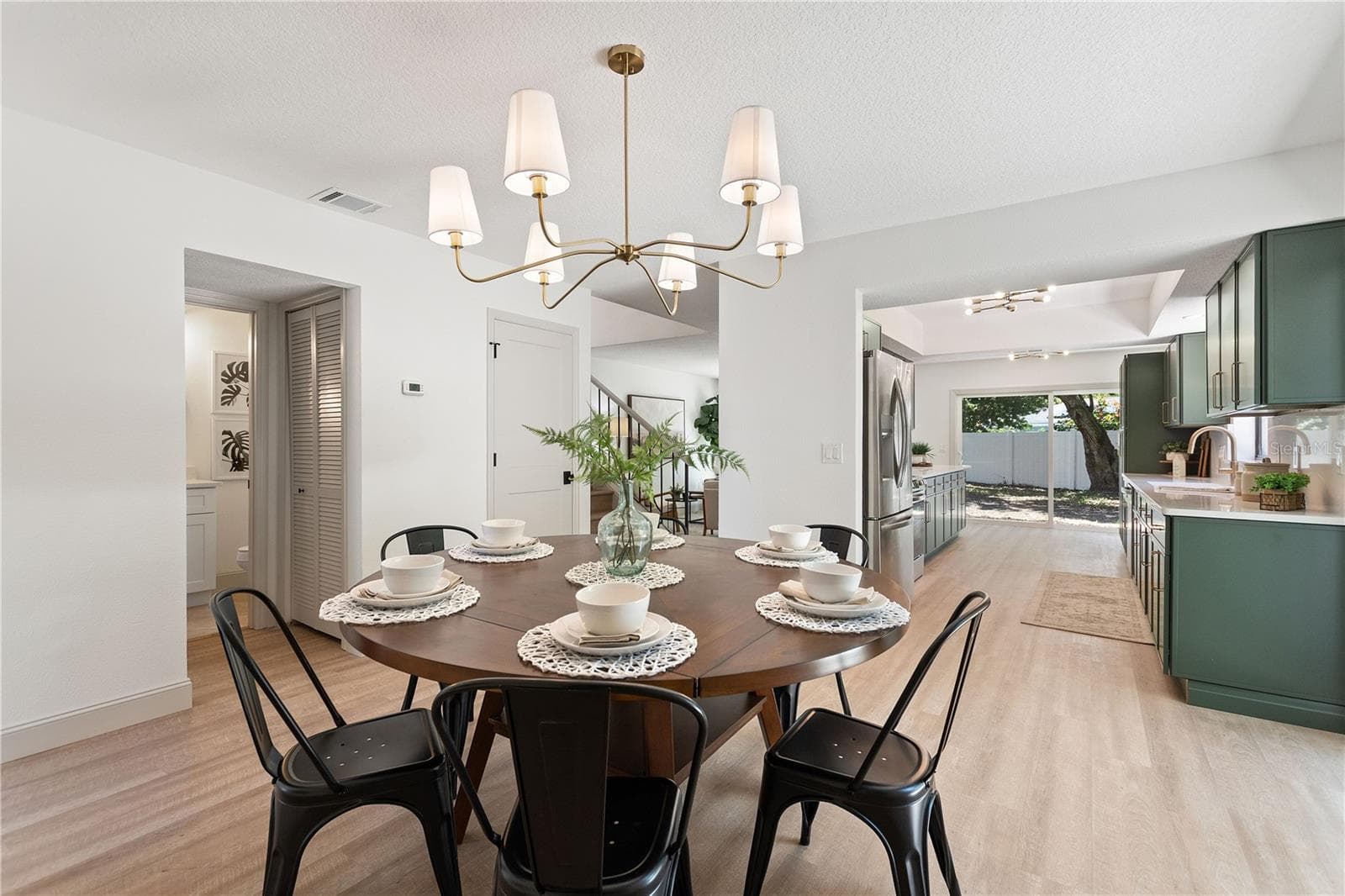 Dining Room - 3906 BLOOMING HILL LN, PALM HARBOR