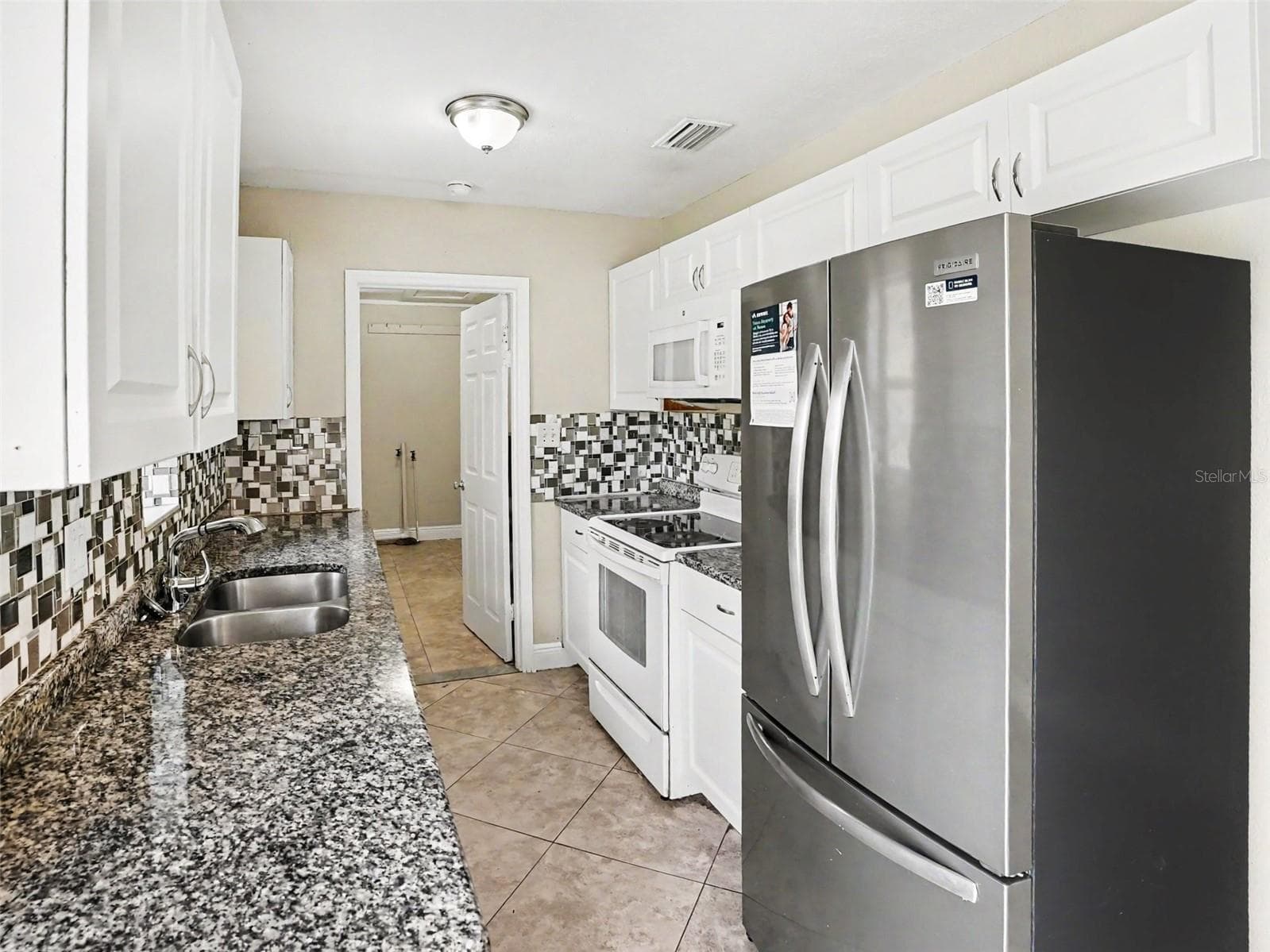 Single Family Residence at 4514 DREXEL AVE, ORLANDO, photo 7 of 22