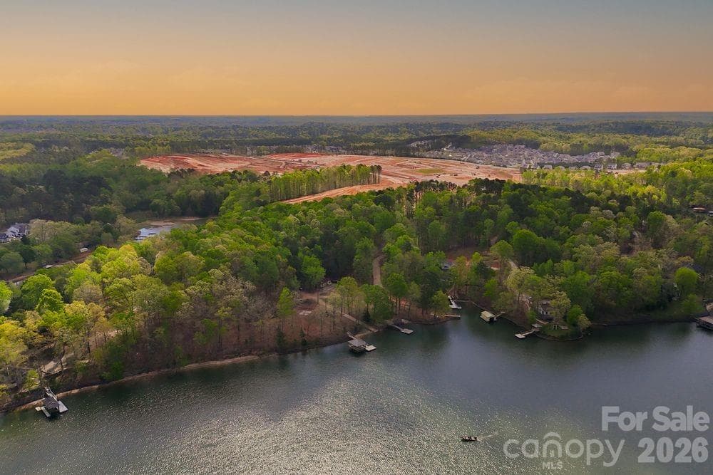The Coves on Lake Wylie Community - Charlotte