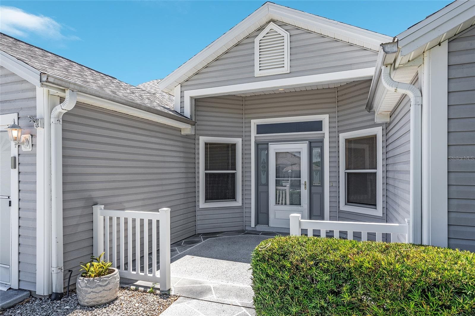 Single Family Residence at 170 PALERMO PL, LADY LAKE, photo 2 of 45