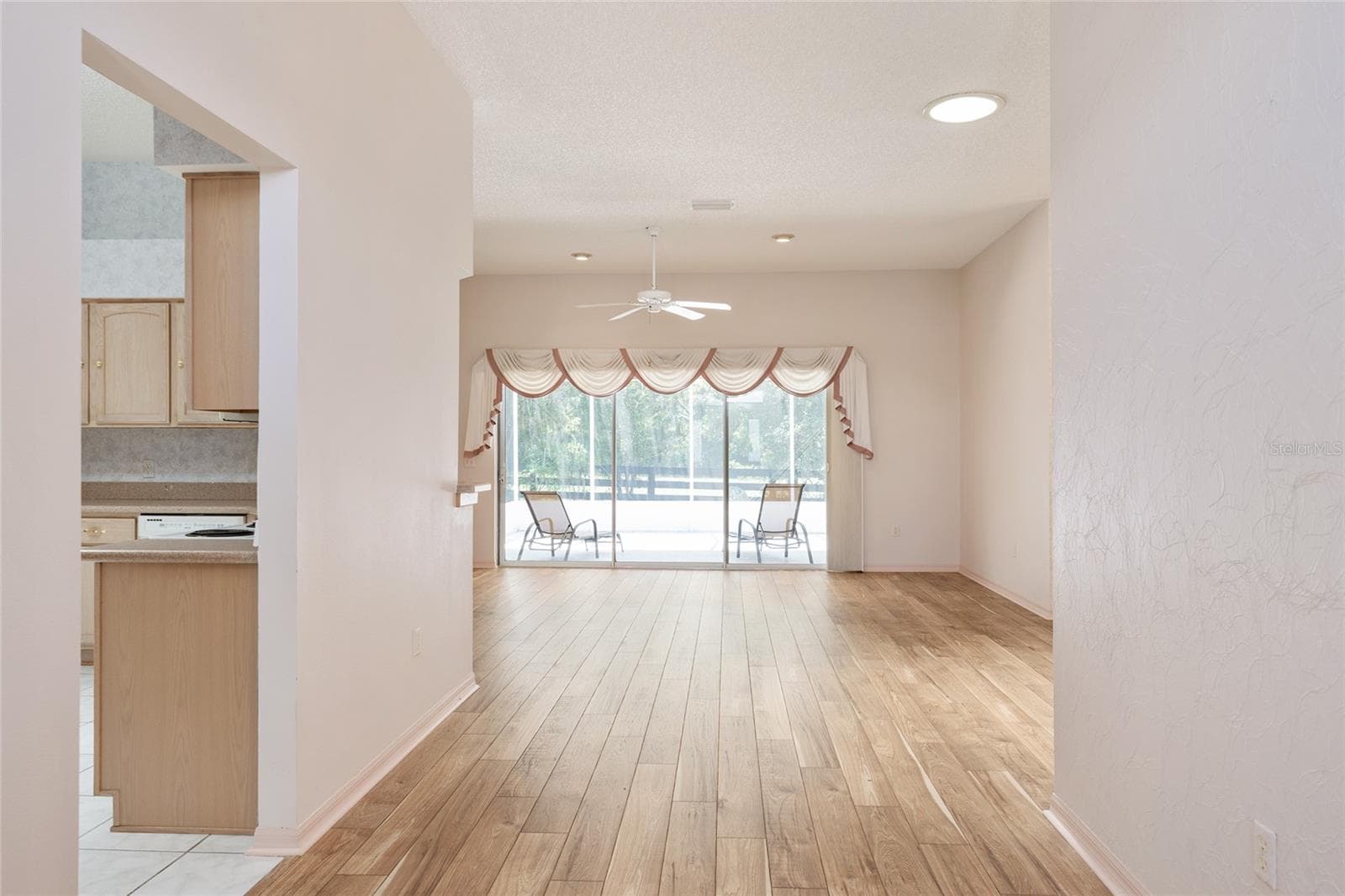 Single Family Residence at 170 PALERMO PL, LADY LAKE, photo 5 of 45