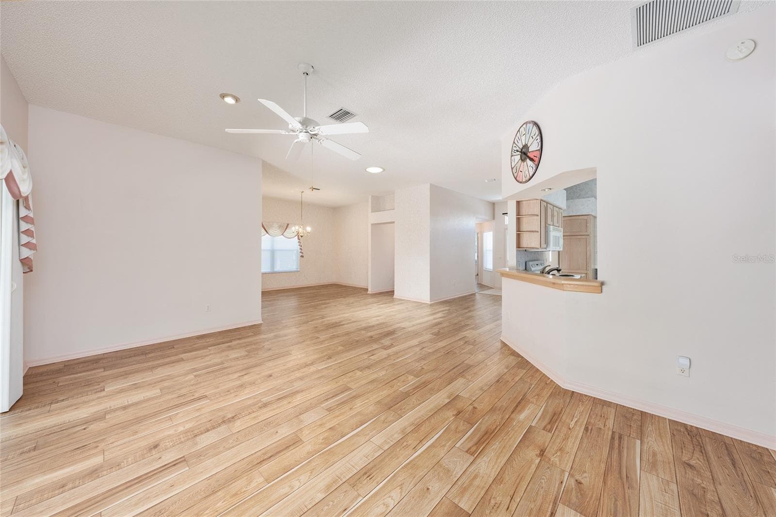 Single Family Residence at 170 PALERMO PL, LADY LAKE, photo 11 of 45