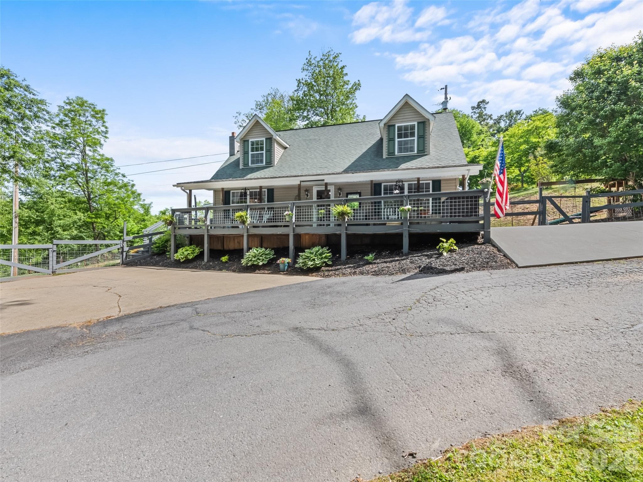 Single Family Residence at Clyde, photo 2 of 31