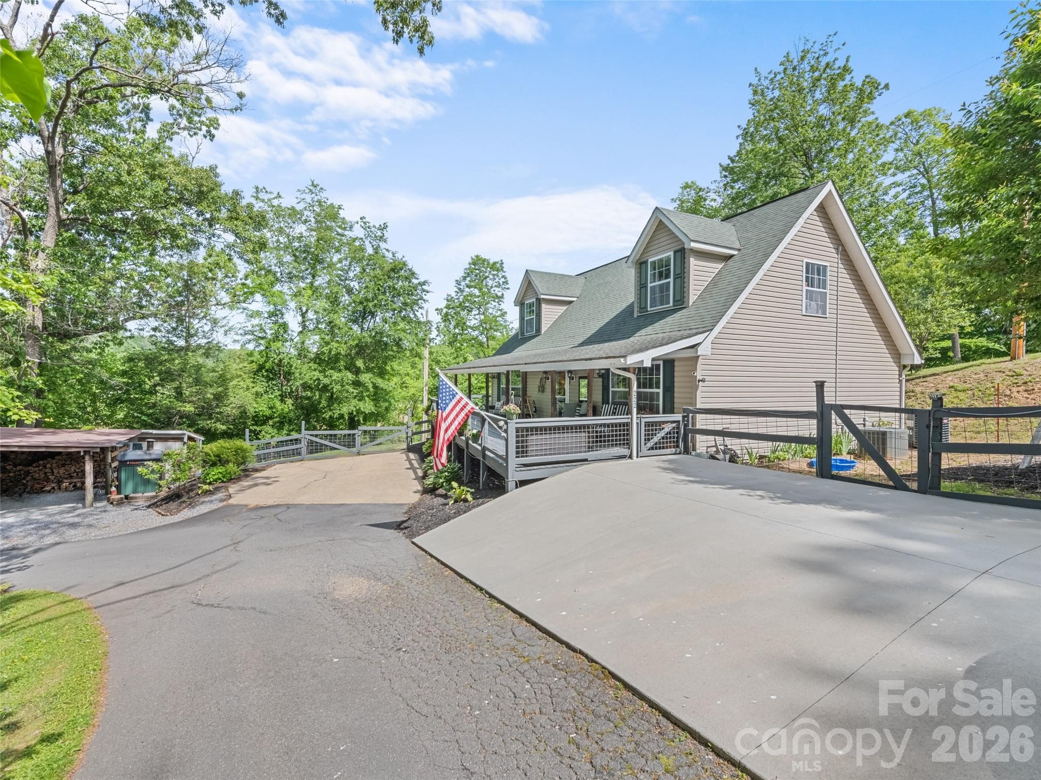 Single Family Residence at Clyde, photo 3 of 31