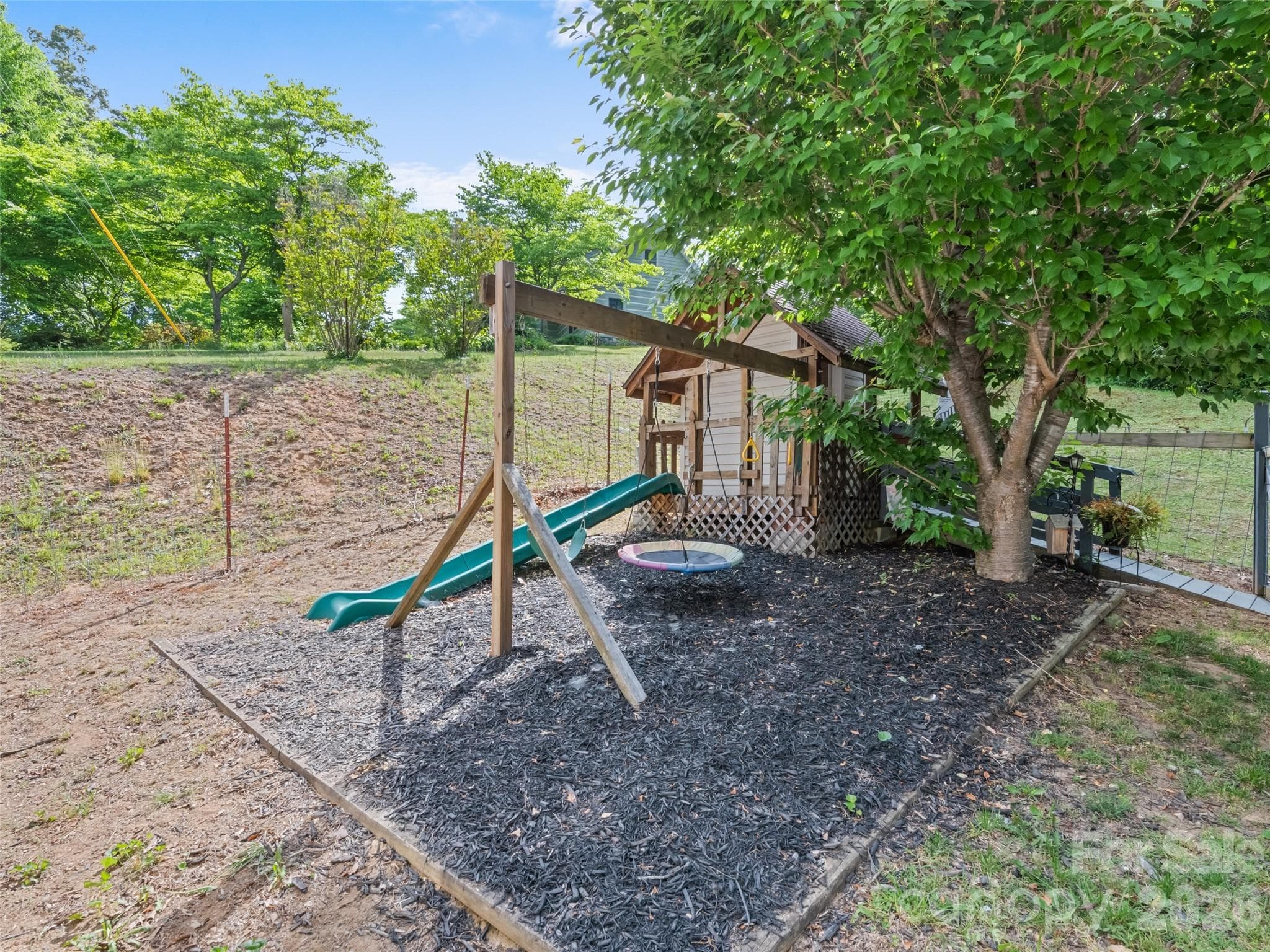 Single Family Residence at Clyde, photo 6 of 31