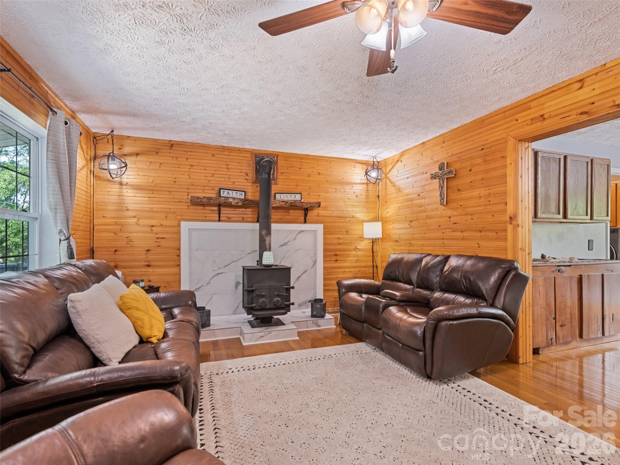 Single Family Residence at Clyde, photo 9 of 31