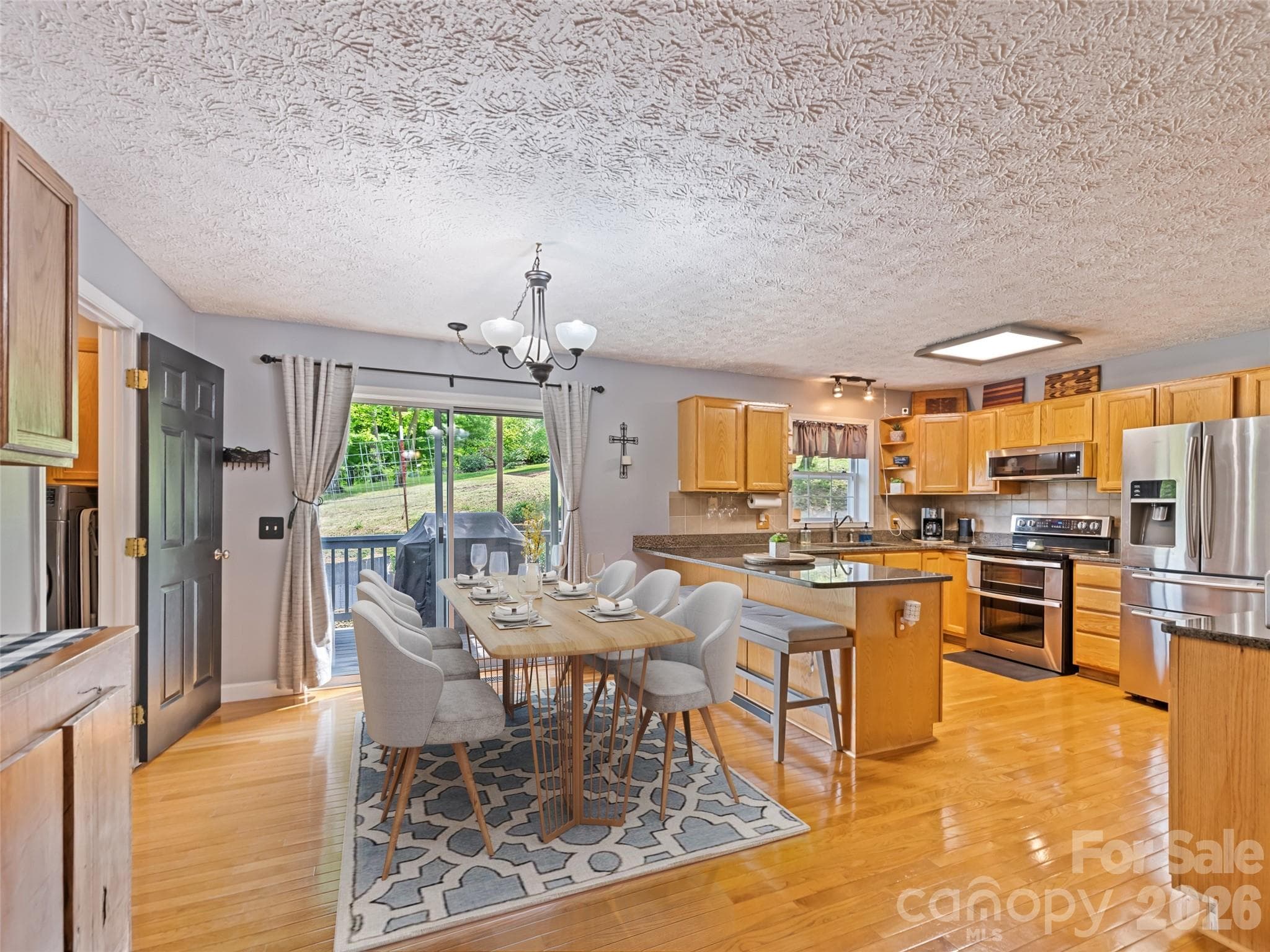 Single Family Residence at Clyde, photo 13 of 31
