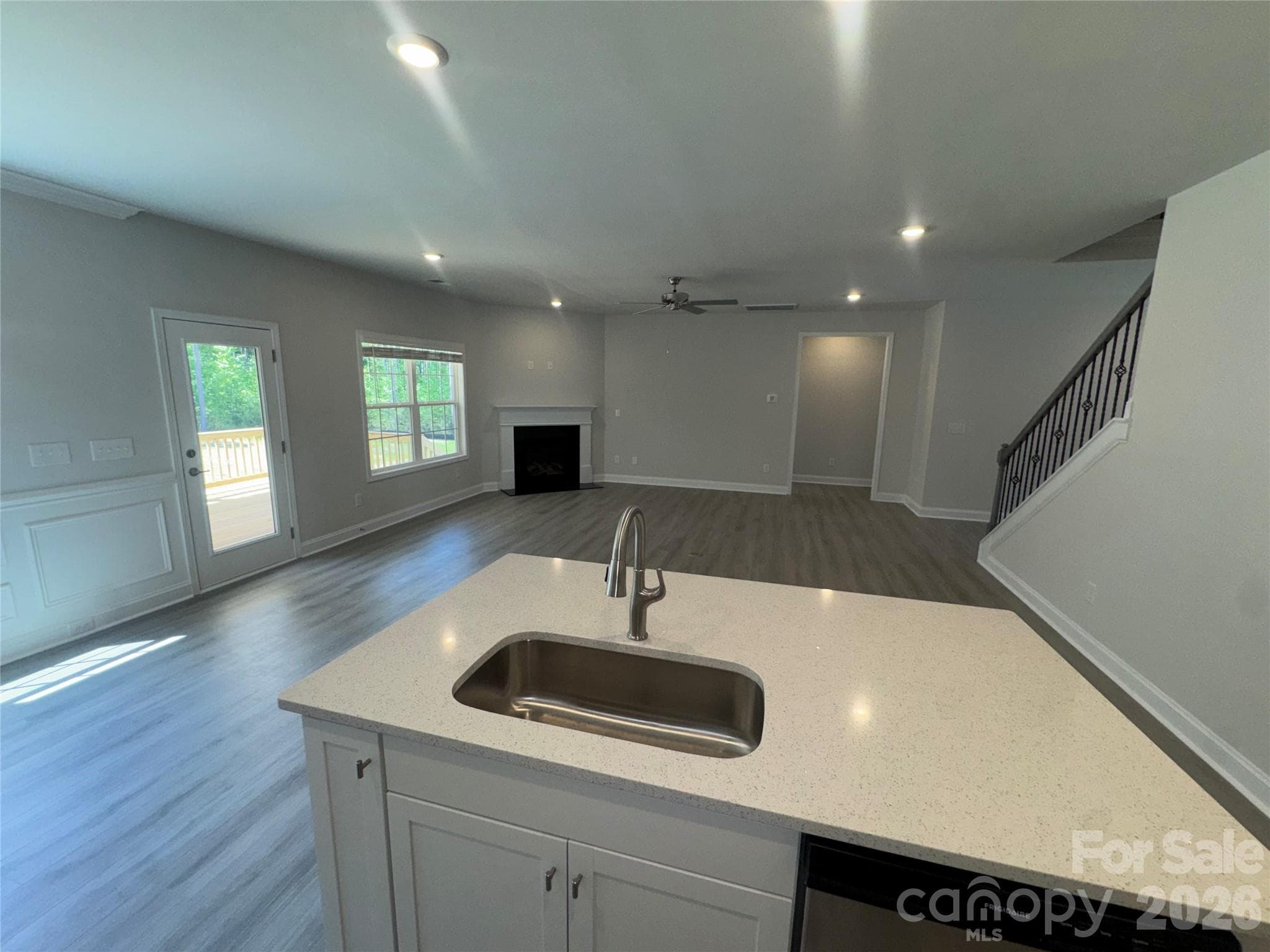 Single Family Residence at York, photo 8 of 39