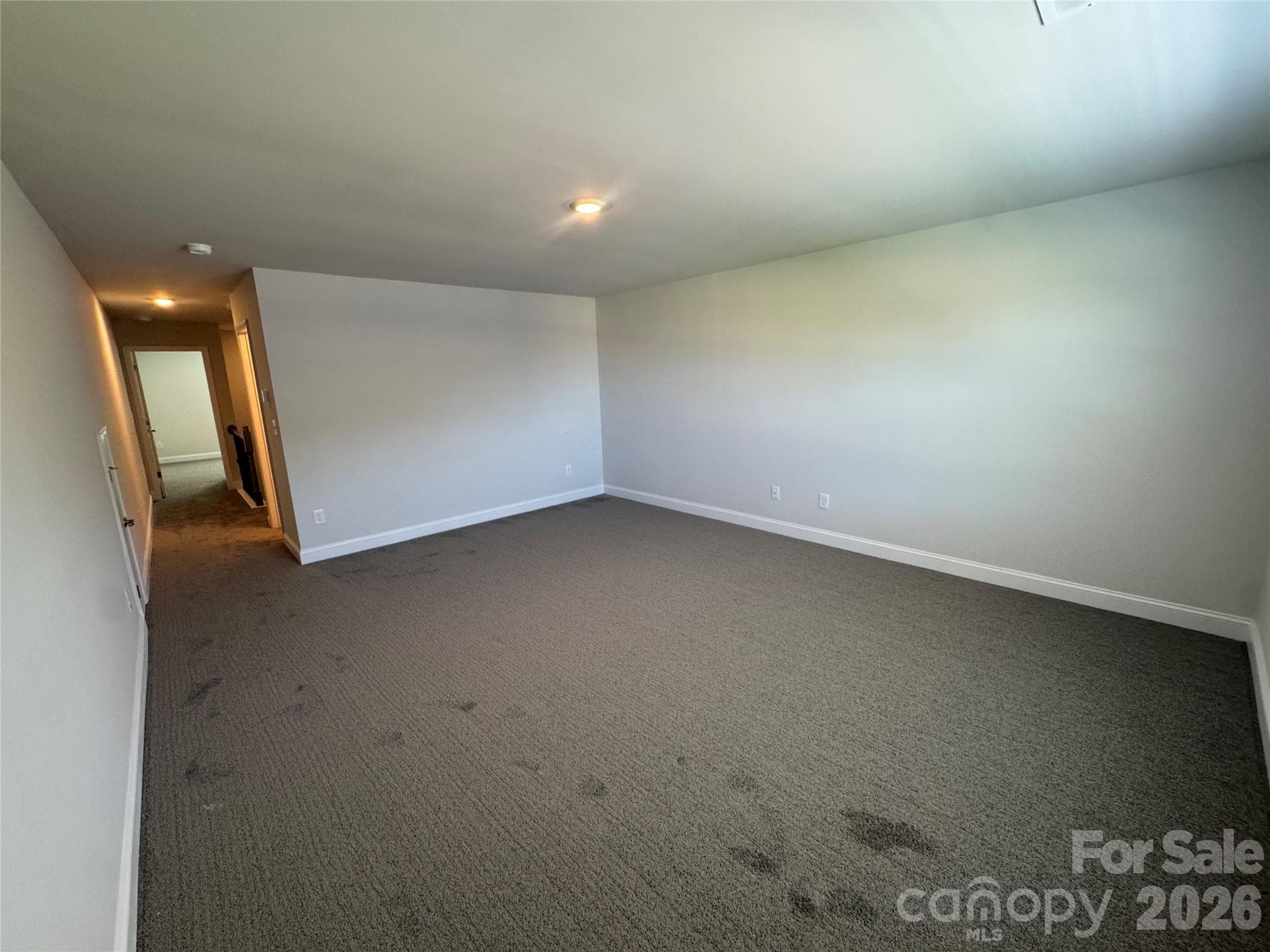 Spacious loft space - 1606 Autumn Lane, York