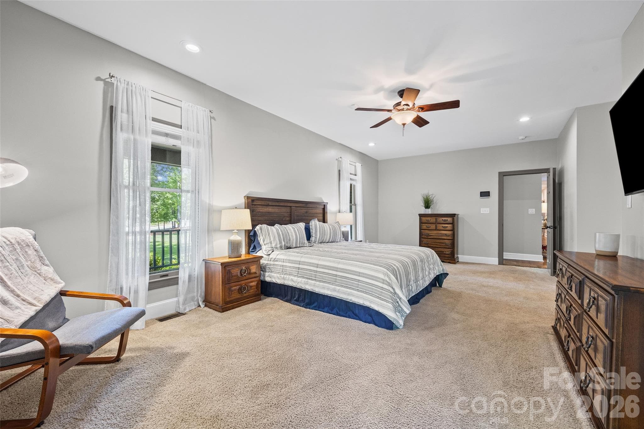 Single Family Residence at 16105 Langston Drive, Charlotte, photo 22 of 47