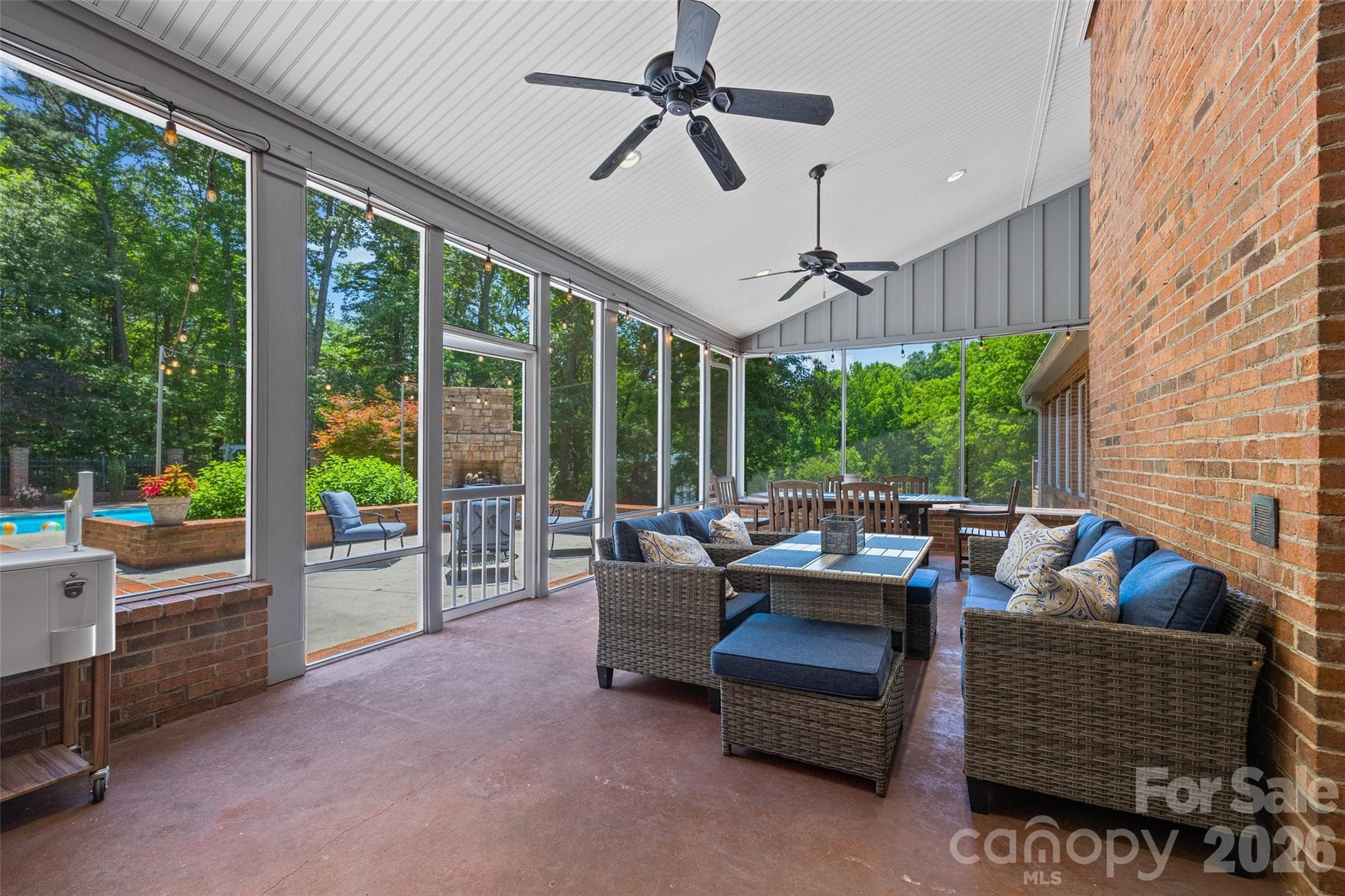 Single Family Residence at 16105 Langston Drive, Charlotte, photo 34 of 47